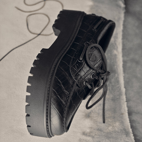 Women's Stone Street Platform Boat Shoe / Black Full-Grain Croc